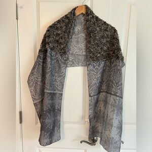 Saldarini Italian silk scarf wrap with faux fur sheepskin gray
